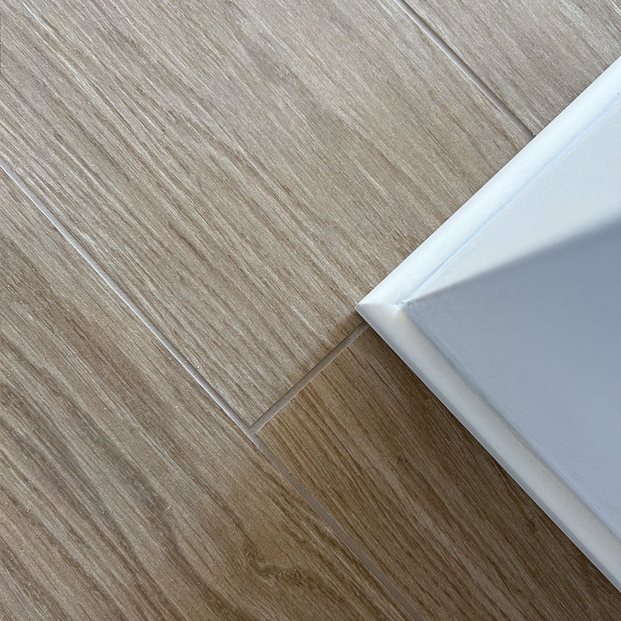 gres effetto legno dettaglio